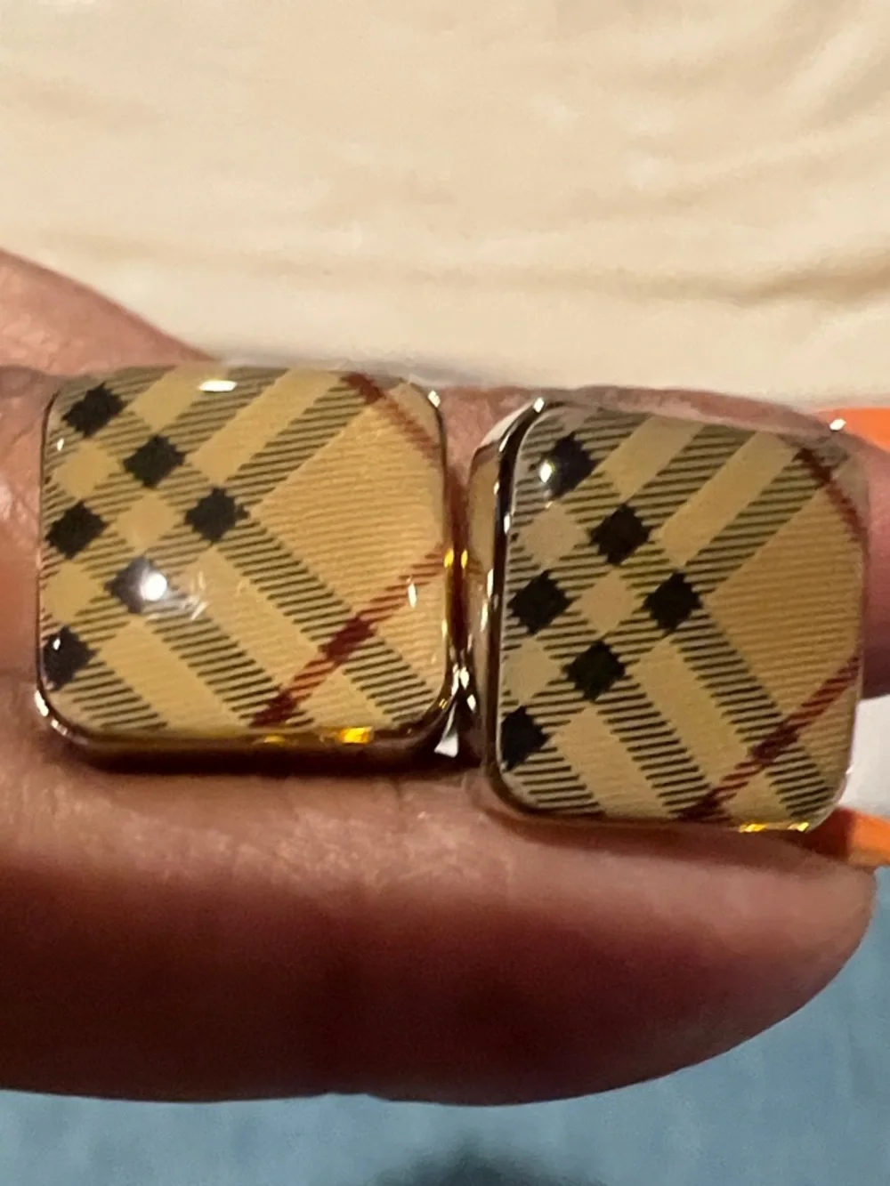 Men’s Burberry Classic Plaid Square Cufflinks in Tan and Black
